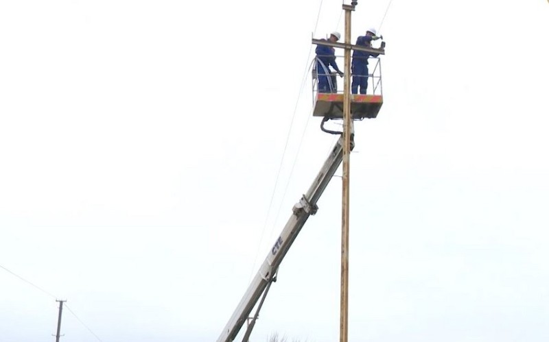 “Azərişıq” daha 2 rayonun elektrik təsərrüfatını yeniləyir