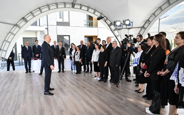 Dəmir yumruğ”un hesabına Qarabağ Azərbaycandır deyir - İlham Əliyev