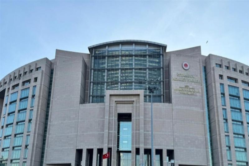 İstanbul Böyükşəhər Bələdiyyəsinədə “korrupsiya” araşdırması: 18 həbs