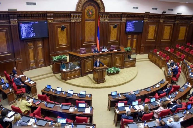 Ermənistan parlamenti Aİ-yə üzvlüyə dair layihəni müzakirə edəcək