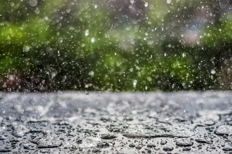 Ölkədə yağıntılı hava şəraiti davam edir - FAKTİKİ HAVA