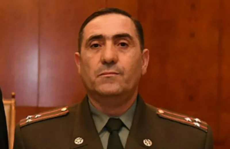 Ermənistanda korrupsiyada ittiham olunan generalın istintaqı dayandırılıb