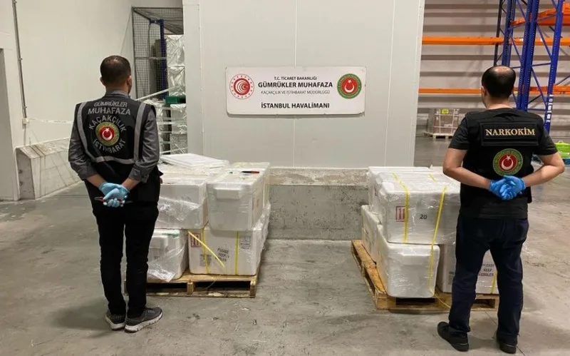 İstanbul Hava Limanında yarım tona yaxın narkotik ələ keçirilib