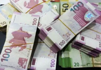 Azərbaycan manatının dövretmə sürəti azalıb