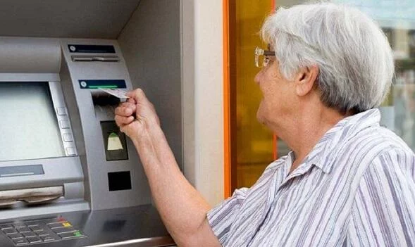 Bakı, Sumqayıt və Abşeronda pensiyalar ödənildi