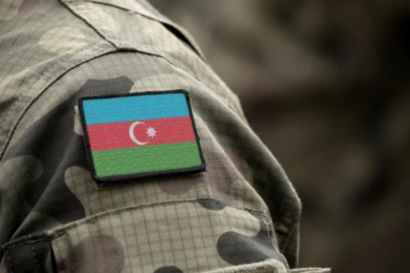 Ehtiyata buraxılan hərbçilər formalarını yalnız bu günlərdə daşıya biləcəklər