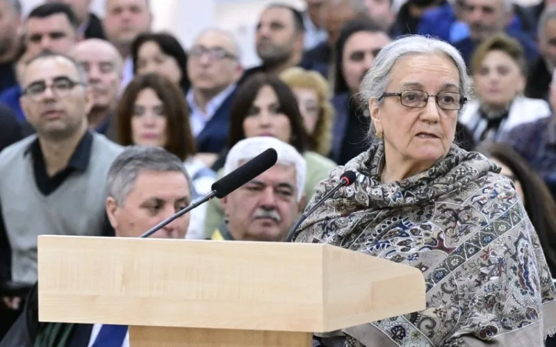 Köçəryan bizim kombinatda dəzgahları yağlayırdı, sonradan komsomol katibi oldu