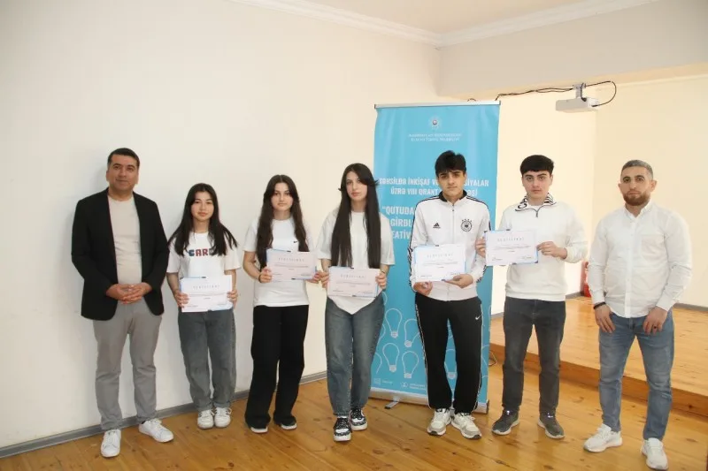 Şagirdlər ideyalarını gerçək layihəyə çevirdilər - FOTOLAR