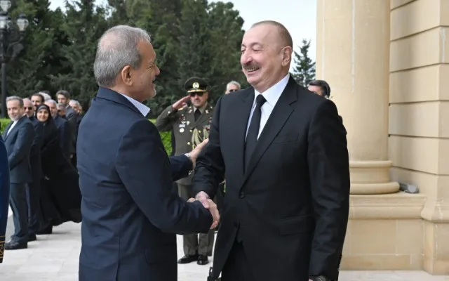İlham Əliyev Pezeşkianla görüşündən VİDEO PAYLAŞDI