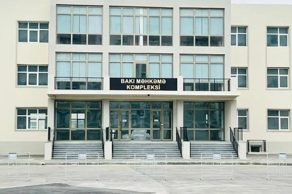 Bakıda erməniəsilli şəxslərin məhkəməsi keçirilir