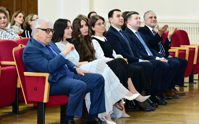 Leyla və Arzu Əliyeva tələbə və gənclərin konsertində iştirak etdilər - FOTOLAR