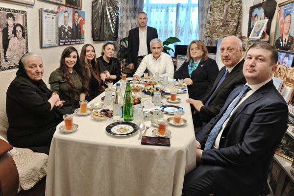 Leyla və Arzu Əliyeva Polad Həşimovun evində olublar - FOTOLAR