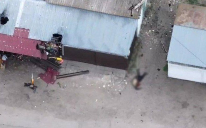 Ukrayna Xerson bazarına dronlarla zərbə endirib - 7 ölü, 20-dən çox yaralı 