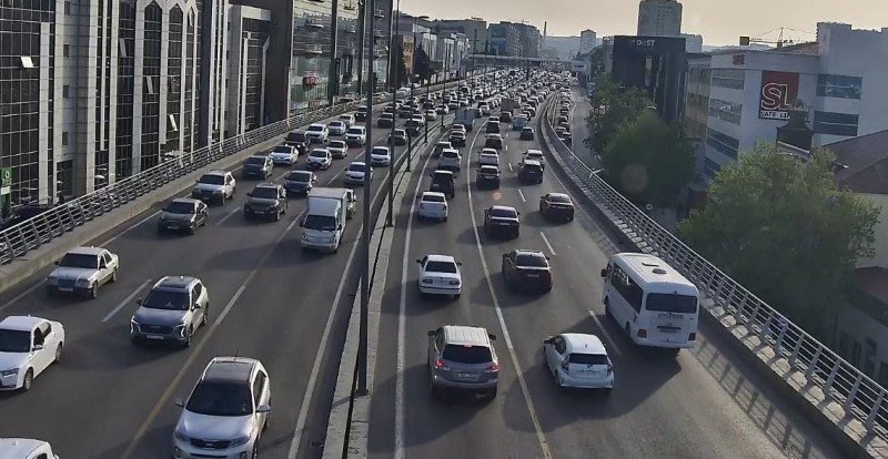 SÜRÜCÜLƏRİN NƏZƏRİNƏ: Bu yollarda tıxac var - SİYAHI
