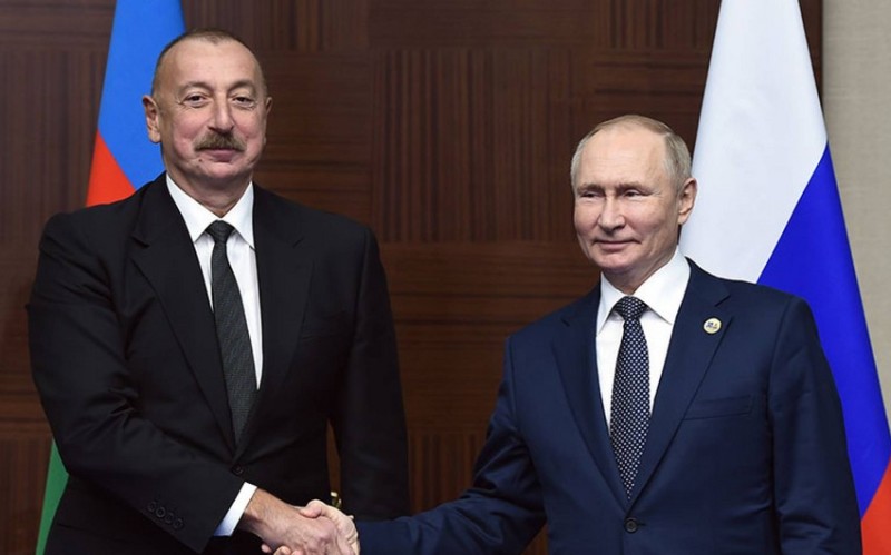 Vladimir Putin Azərbaycan Prezidentini təbrik etdi