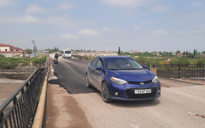 Sel sularının qəzalı vəziyyətə saldığı körpü bərpa olundu