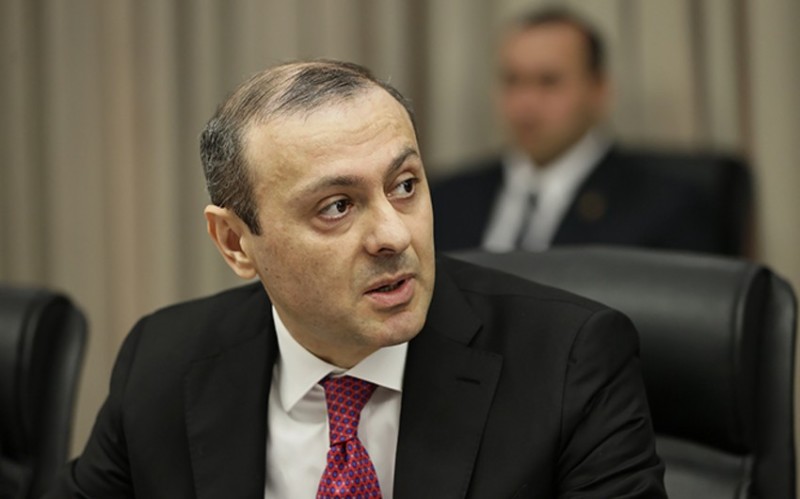 Qriqoryan Hindistana gedəcək