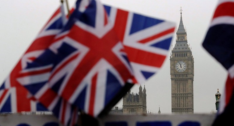 ABŞ və Britaniya saziş imzaladı: Rüsumlar endiriləcək