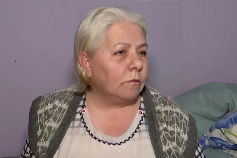 Azərbaycanda övladlığa götürülən qız anasını evdən çıxardı - VİDEO