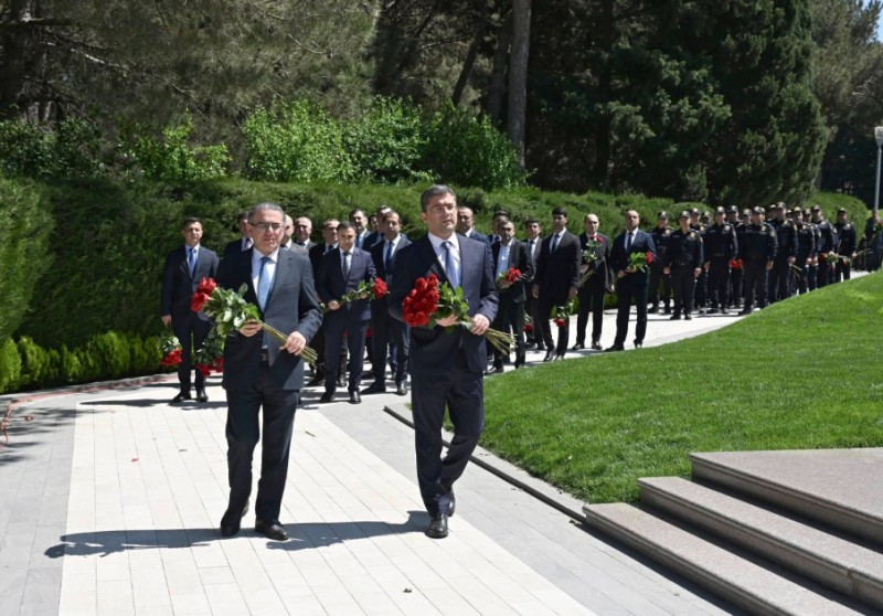 Medianın İnkişafı Agentliyinin kollektivi Ulu Öndərin əziz xatirəsini dərin ehtiramla yad edib