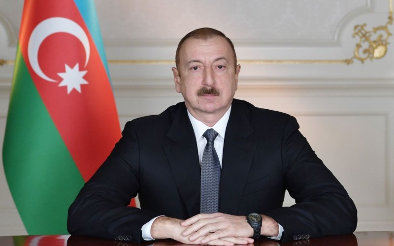 İlham Əliyevdən Ulu Öndərlə bağlı PAYLAŞIM - FOTO