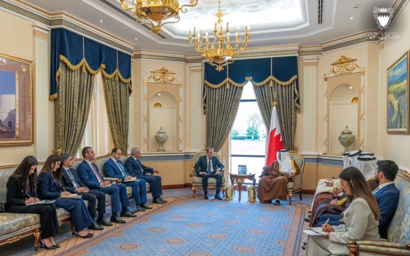 Prezidentin məktubu Bəhreyn vəliəhdinə təqdim edilib
