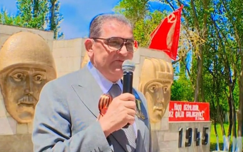 SSRİ bayrağı qaldıran Saleh Səmədov vəzifəsindən AZAD EDİLDİ