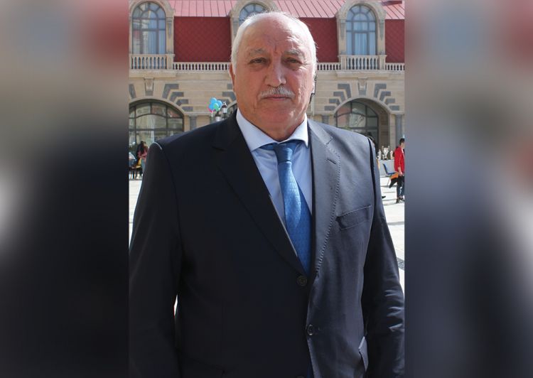 Ağasəlim Mircavadov: “Kurban Berdıyevlə üz-üzə gəlmək maraqlı olacaq