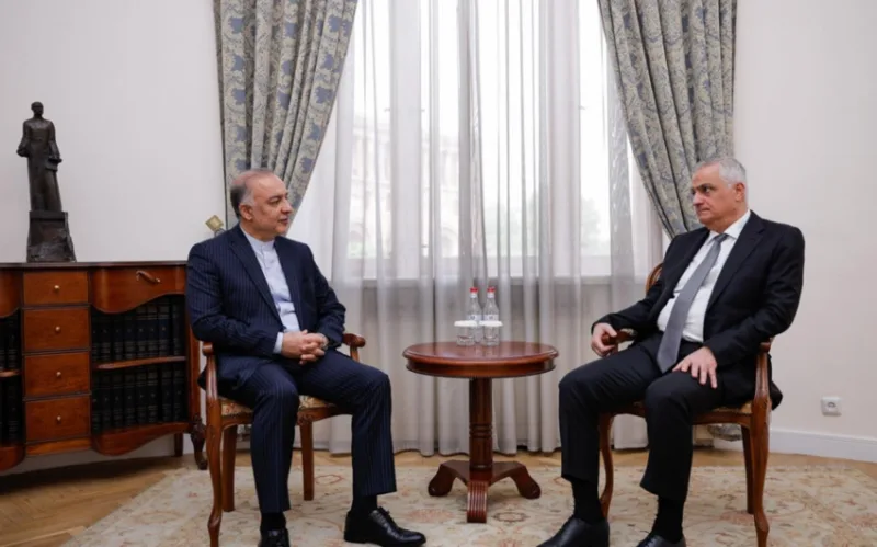 Ermənistanın baş nazirinin müavini İran səfiri ilə regional prosesləri müzakirə edib