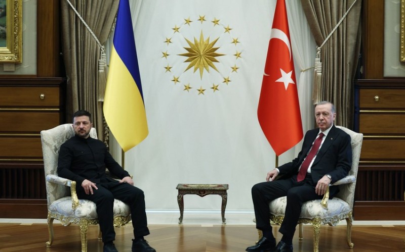 Zelenski Ərdoğanla görüşü ilə bağlı paylaşım edib