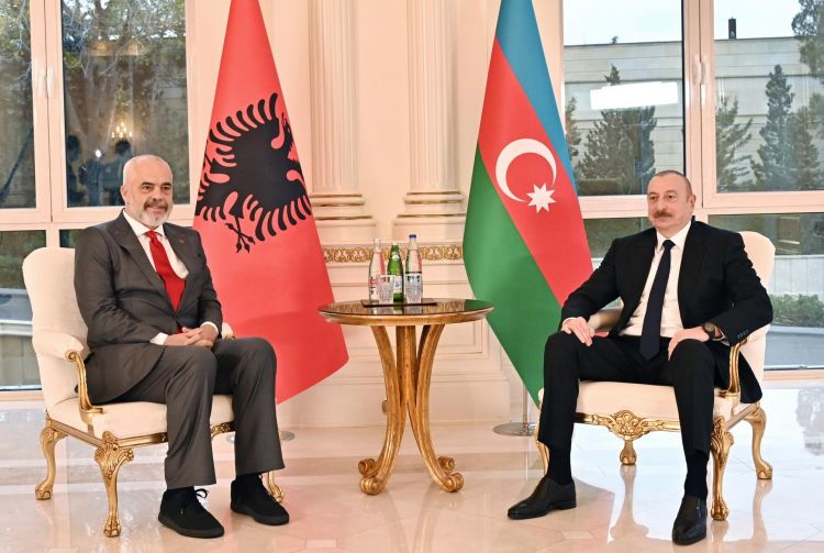 İlham Əliyev Edi Ramanı təbrik etdi