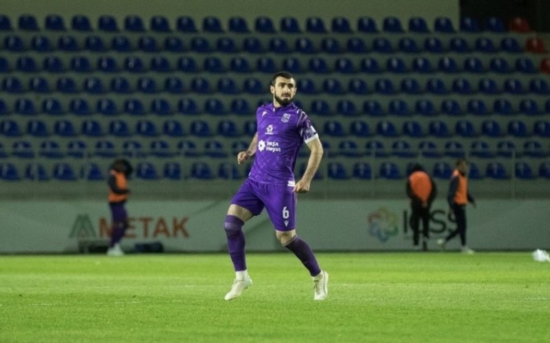 Sumqayıtın kapitanı futboldan getdi
