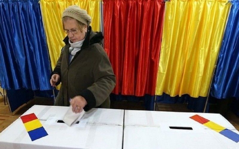 Rumıniyada prezident seçkilərinin ikinci turu başlayıb