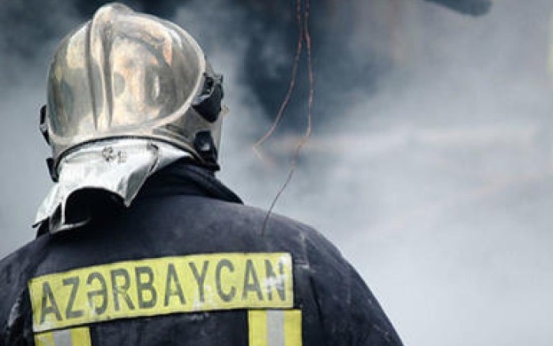 Bakıda çay evində yanğın