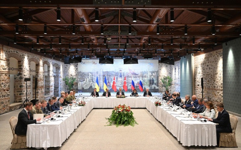 İstanbuldakı danışıqlarda Ukrayna rəsmisi YOXA ÇIXIB