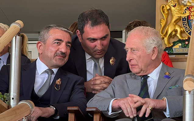 Elçin Quliyev III Çarlzla bir arada - FOTOLAR