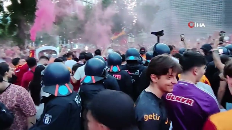 Almaniyada çempionluq iğtişaşı: 33 polis yaralandı