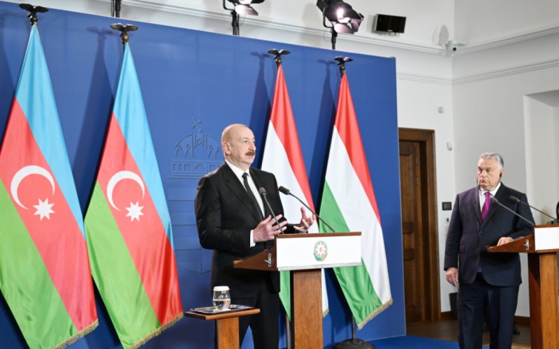 İlham Əliyev və Viktor Orban mətbuata birgə bəyanatla çıxış ediblər - FOTOLAR + YENİLƏNİB