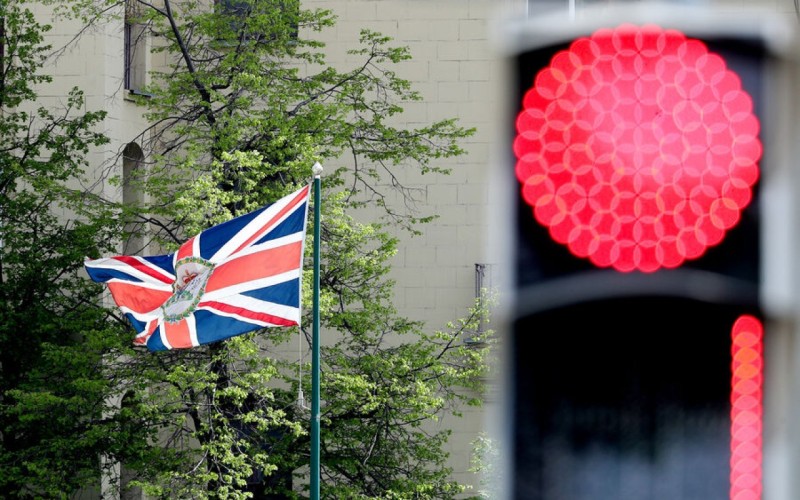 Britaniya İsraillə ticarət danışıqlarını dayandırdı