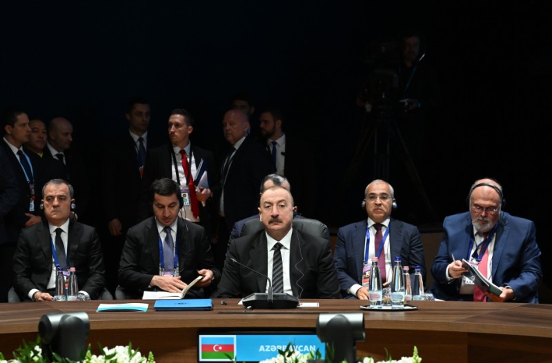 Prezident TDT Dövlət başçılarının qeyri-rəsmi Zirvə görüşündə - FOTO - YENİLƏNİB