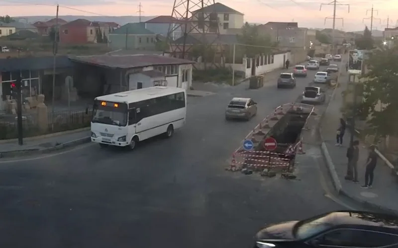 Sürücülərin diqqətinə: bağlanan yol açıldı