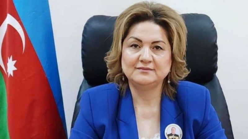 İşdən çıxarılan məktəb direktorunun