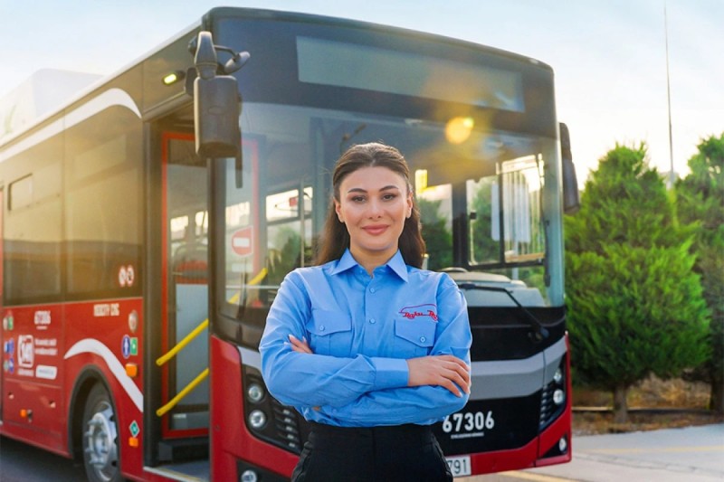 Avtobus sükanı arxasında qadınlar: Əsas odur ki, canımızı əmanət etdiyimiz sürücü...