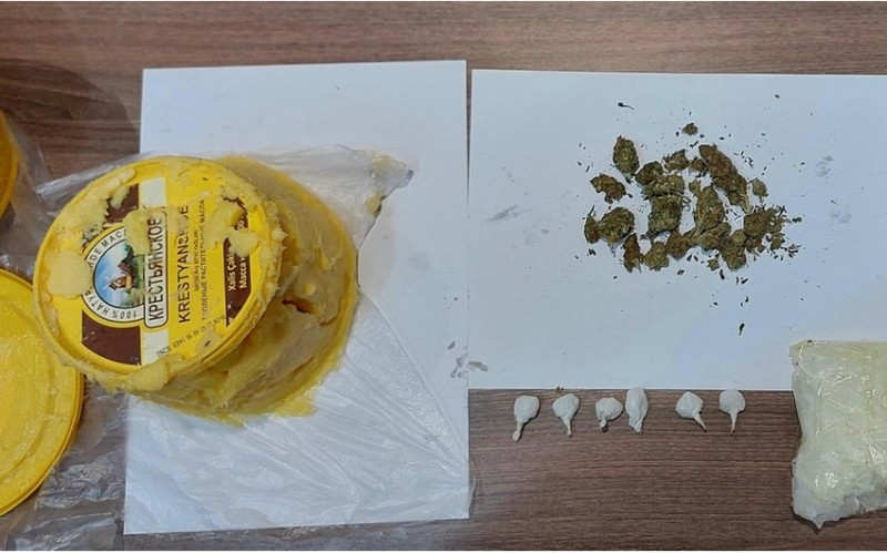 Həbsxanaya narkotik keçirilməsinin qarşısı alındı