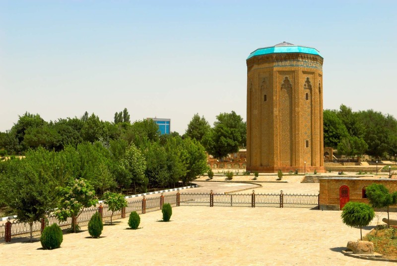Prezidentdən Möminə xatun türbəsi ilə bağlı Sərəncam