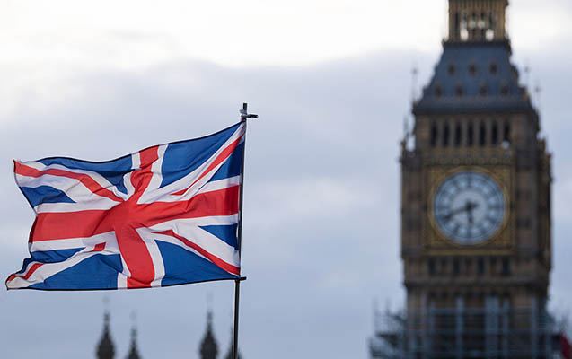 Britaniya Çaqos adalarını geri VERDİ