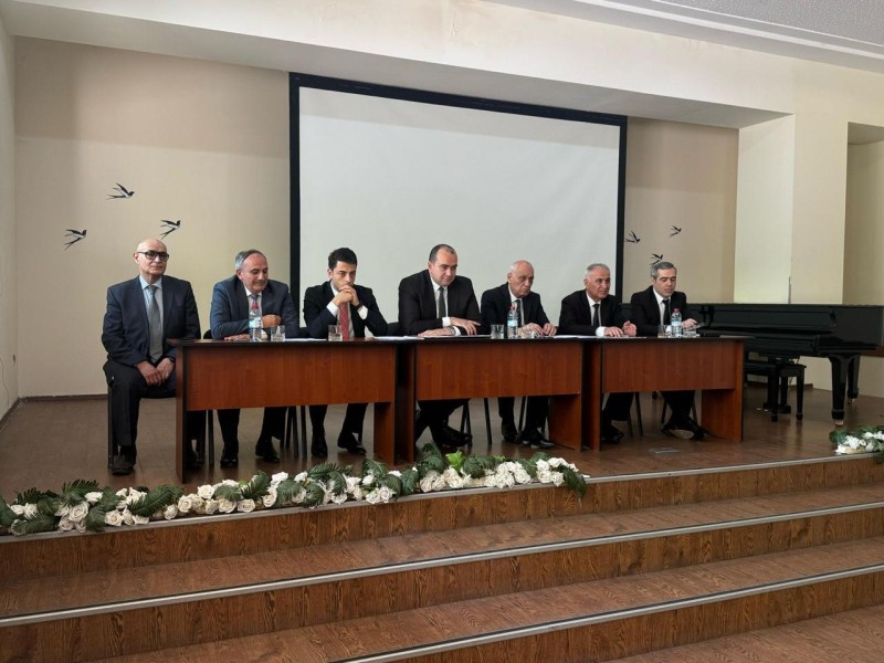 Attestasiya proqramı çərçivəsində təhsilverənlərlə maarifləndirici görüşlər davam edir