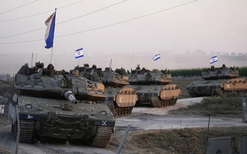 İsrail Ordusu bütün quru və tank qoşunlarını Qəzzaya yerləşdirib