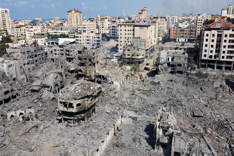 İsrailin Qəzzaya hücumları: 52 fələstinli həlak oldu