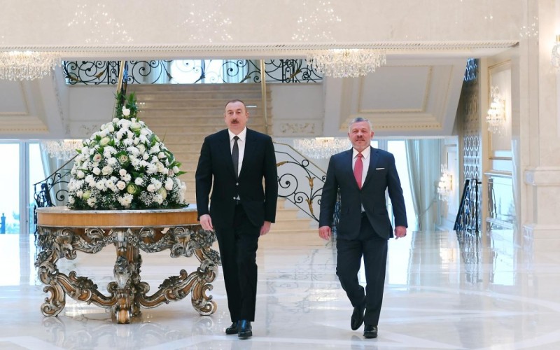 İlham Əliyev İordaniya Kralına təbrik ünvanladı